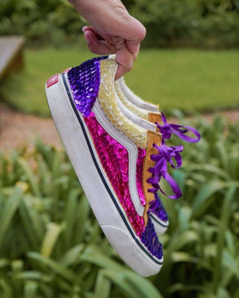 Transforme seu t&ecirc;nis para o Carnaval -