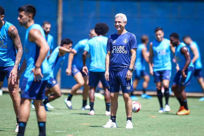 Time do Grêmio ainda está em fase de construção, segundo avaliação da comissão técnica –