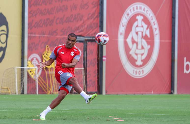 Colorado mira retomada do caminho das vit&oacute;rias &nbsp;&ndash;