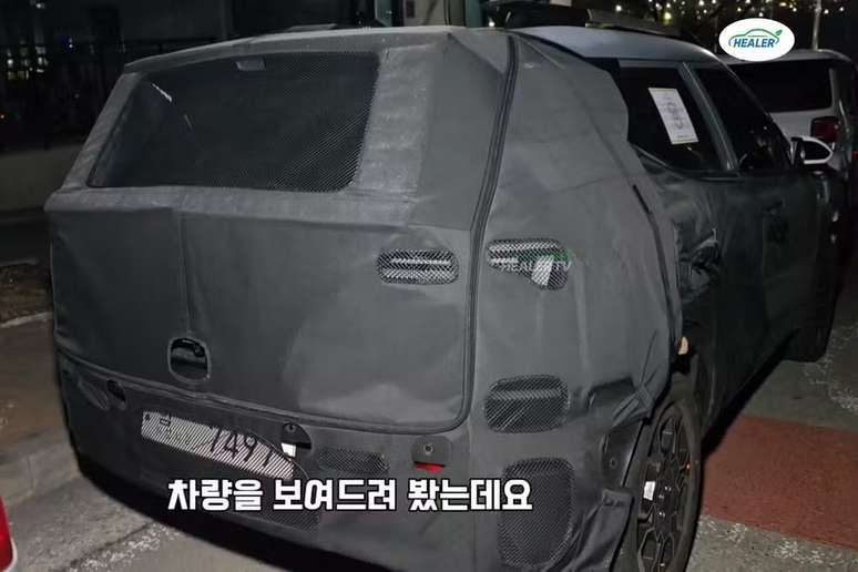 Novo Hyundai Bayon flagrado em testes na Coreia do Sul