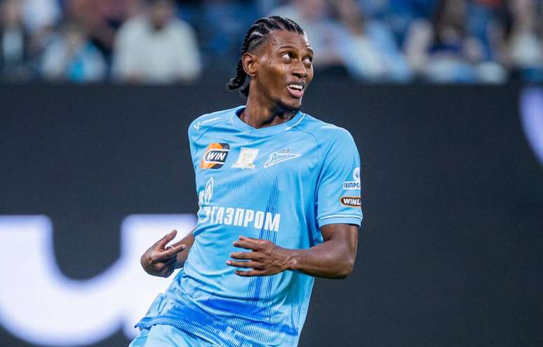 Cassierra estava no Zenit, da R&uacute;ssia &ndash;