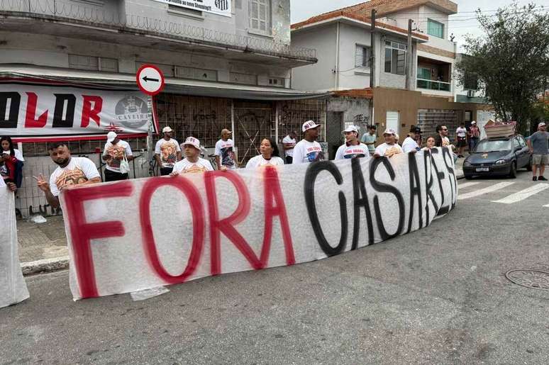 Esc&acirc;ndalos na gest&atilde;o do S&atilde;o Paulo resultaram no impeachment e ren&uacute;ncia de Julio Casares &ndash;