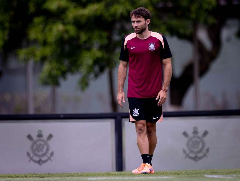 Lateral j&aacute; est&aacute; regularizado para estrear pelo Tim&atilde;o &ndash;