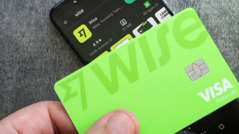 Nomad &eacute; focada em d&oacute;lar e viagens aos EUA; Wise funciona como conta multimoeda &ndash; depositphotos.com / gustavomello162.hotmail.com