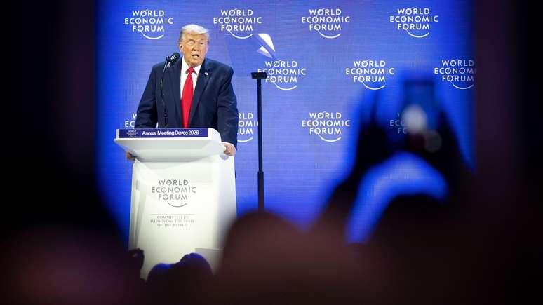 Trump afirmou na Confer&ecirc;ncia Mundial sobre Liberdade Econ&ocirc;mica em Davos que os EUA precisam adquirir a Groenl&acirc;ndia para o sistema Domo de Ouro