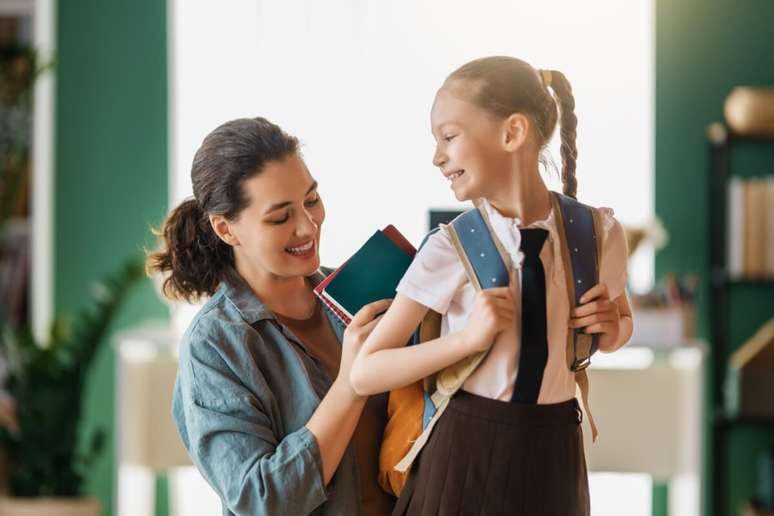 Demonstrar confian&ccedil;a, paci&ecirc;ncia e const&acirc;ncia ajuda a crian&ccedil;a a entender que ela est&aacute; em um espa&ccedil;o seguro 