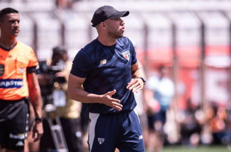 మూడేళ్లలో కోచ్ అండర్-12 నుంచి అండర్-20కి ఎదిగాడు –