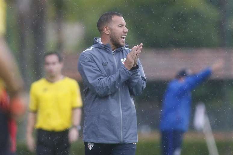 మూడేళ్లలో కోచ్ అండర్-12 నుంచి అండర్-20కి ఎదిగాడు –