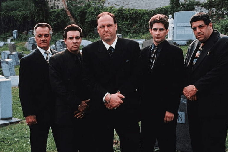 &ldquo;Fam&iacute;lia Soprano&rdquo; &eacute; uma s&eacute;rie com di&aacute;logos afiados, personagens profundos e uma abordagem psicol&oacute;gica inovadora 