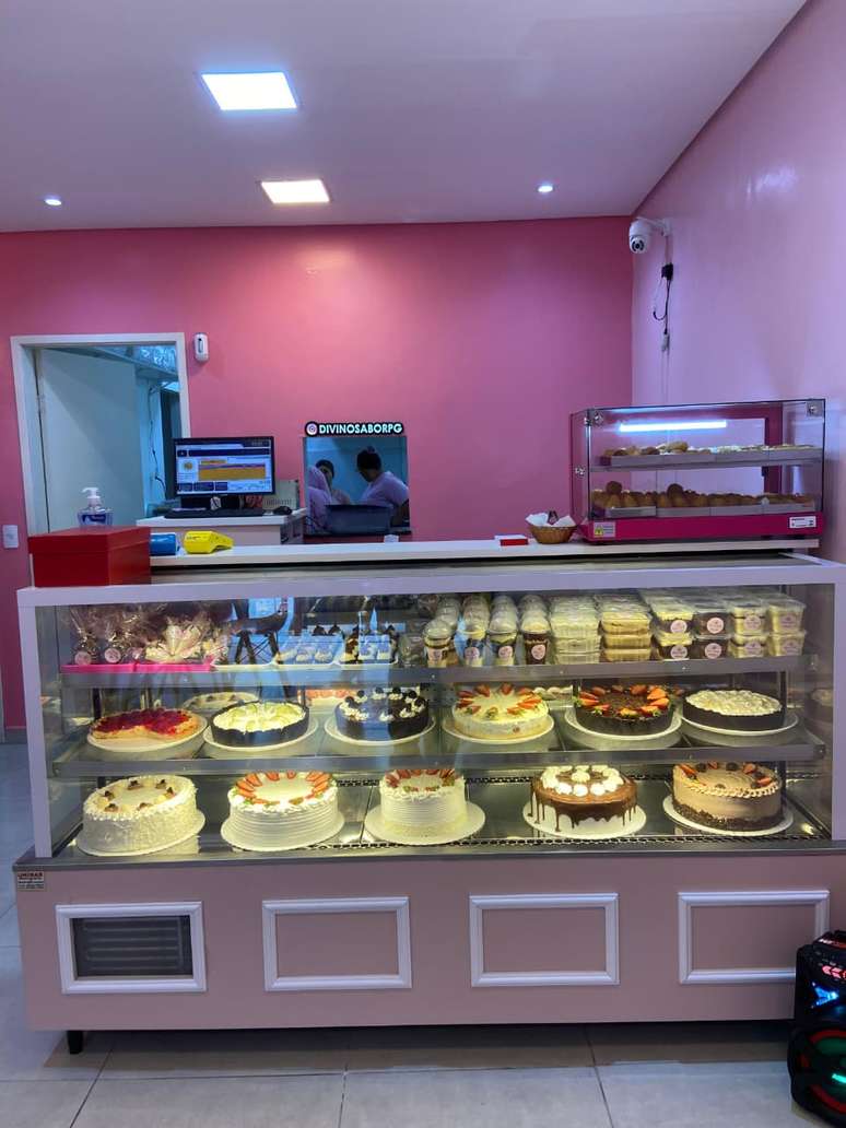 Atualmente, Patr&iacute;cia emprega nove pessoas em suas duas lojas