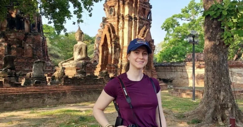 Por causa de sua paix&atilde;o pelas s&eacute;ries Girls' Love tailandesas, a brasileira Luiza Z viajou com sua m&atilde;e por dois meses pela Tail&acirc;ndia, o que ela descreve como "a melhor viagem" da sua vida