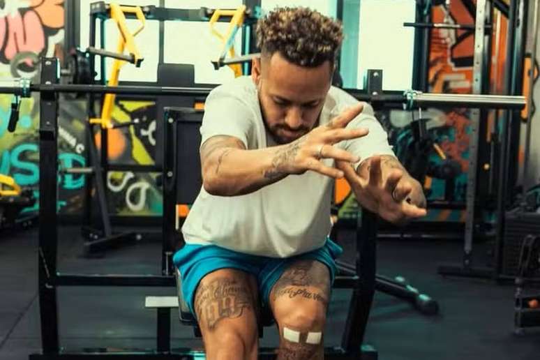 Neymar vem se preparando para voltar a atuar pelo Santos &ndash;