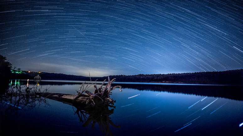 chuvas de meteoros &ndash; depositphotos.com / benjaminjk