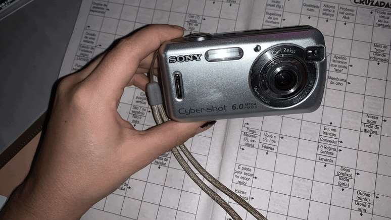 Giulia Caselato herdou sua primeira c&acirc;mera digital do av&ocirc;