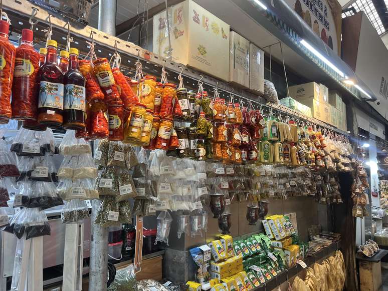 Lojinhas e emp&oacute;rios carregaram produtos profundamente brasileiros e de outras regi&otilde;es