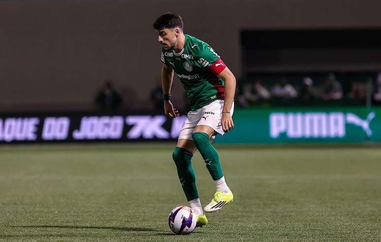 Piquerez (Palmeiras) durante jogo contra o Mirassol, no dia 17.01.2026 