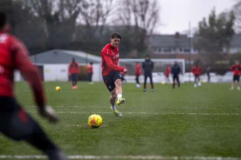 Crystal Palace vem de dez jogos sem saber o que &eacute; vencer na temporada &ndash;