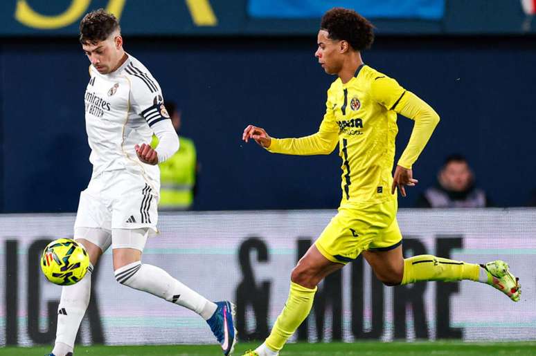 Valverde foi mais uma vez titular na lateral direita do Real Madrid &ndash;