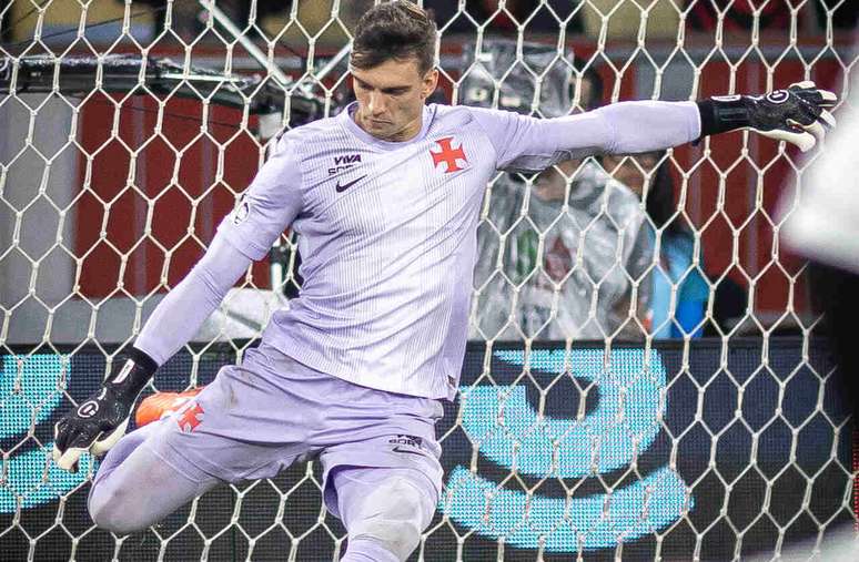 L&eacute;o Jardim deve ser um dos poucos titulares do Vasco na partida.