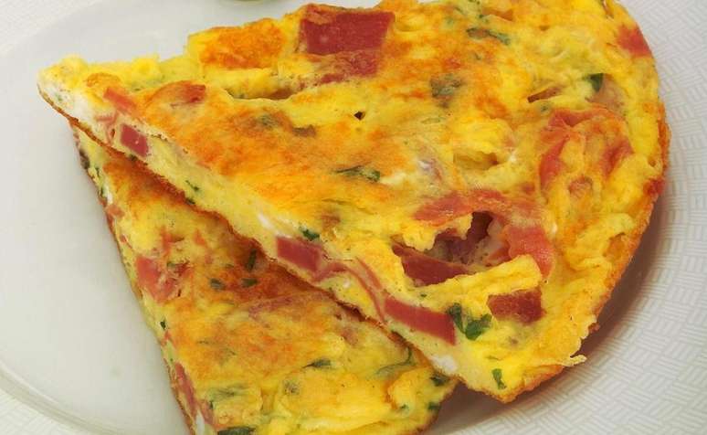 Omelete de mortadela &ndash; Foto: Guia da Cozinha
