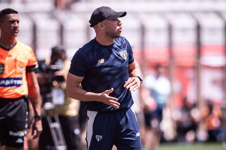 &ndash; Allan Barcellos trabalhou nas categorias de base do S&atilde;o Paulo desde a equipe e sub-17 e foi vice-campe&atilde;o da Copinha &ndash;