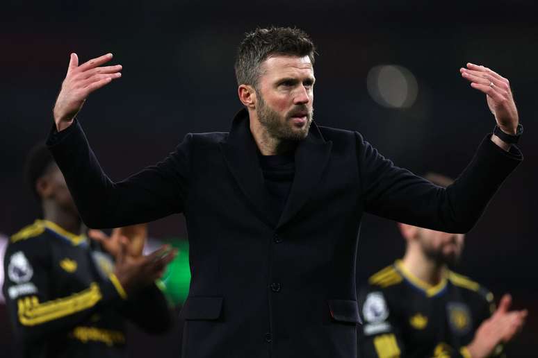 Michael Carrick durante a vit&oacute;ria sobre o Arsenal &ndash;