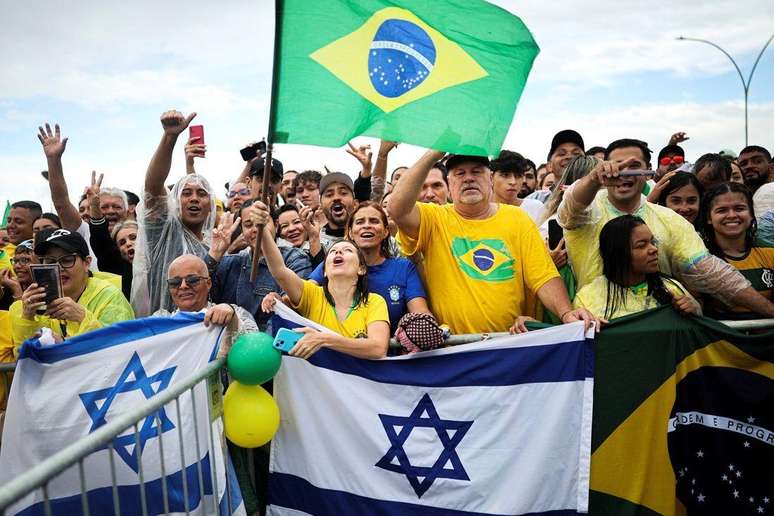 Apoiadores de Bolsonaro