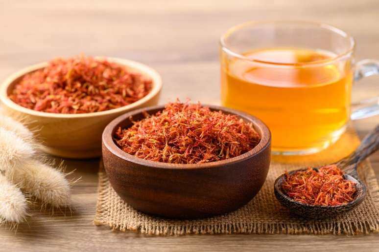 O c&aacute;rtamo tem, em sua composi&ccedil;&atilde;o, vitamina E, conhecida por sua a&ccedil;&atilde;o antioxidante 