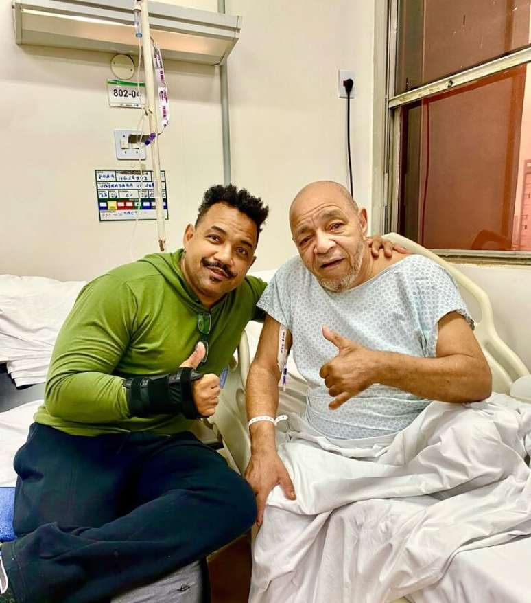 Mister Bygode visita Bira no hospital