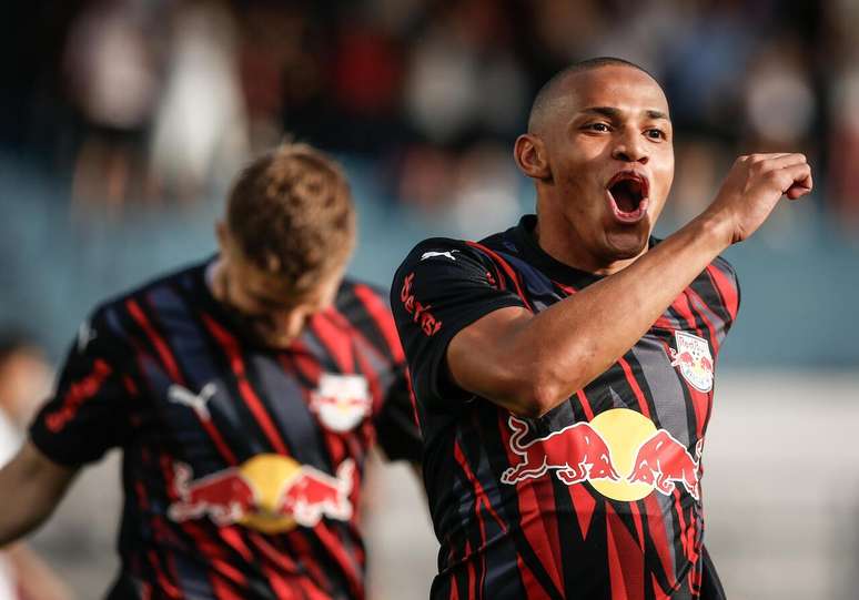 Palmeiras vai lucrar com a venda de Jhon Jhon para o Zenit &ndash;