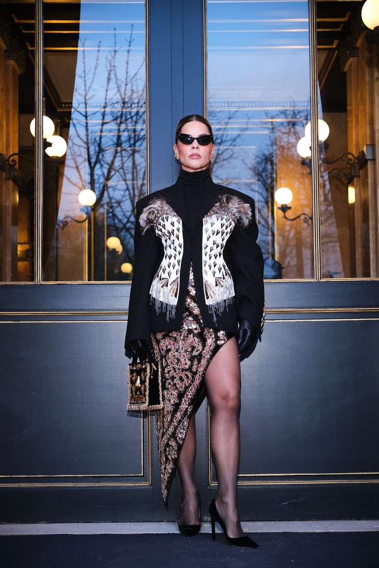 Ana Paula Carneiro no desfile da Schiparelli