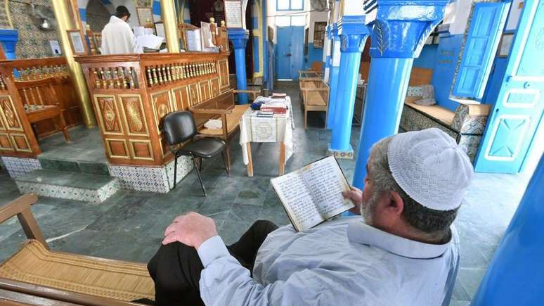 Uma pequena comunidade judaica permanece na Tun&iacute;sia hoje