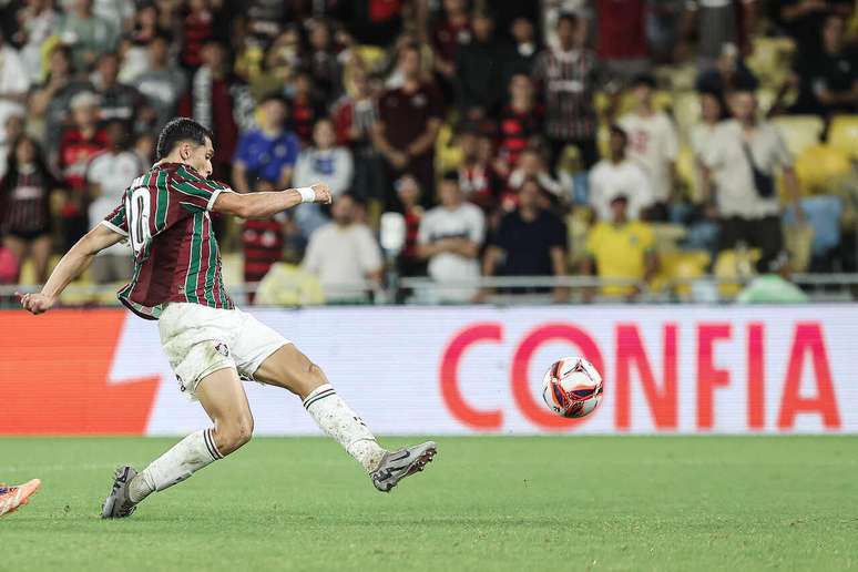 Kevin Serna marcou na vit&oacute;ria do Fluminense sobre o Flamengo &ndash;