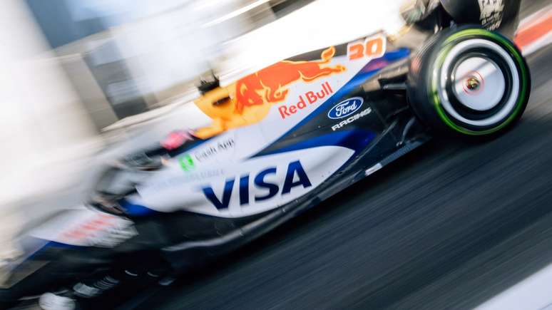 Racing Bulls VCARB 03