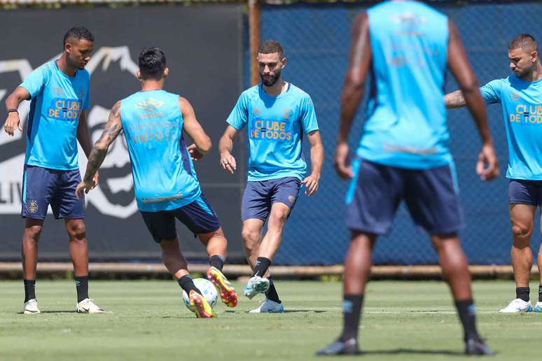 Gr&ecirc;mio viaja ao Rio para encarar o Fluminense &ndash;