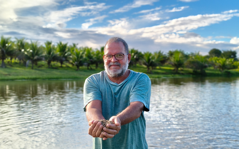A&ccedil;ude fica a poucos metros de dist&acirc;ncia da casa de seu Sans&atilde;o