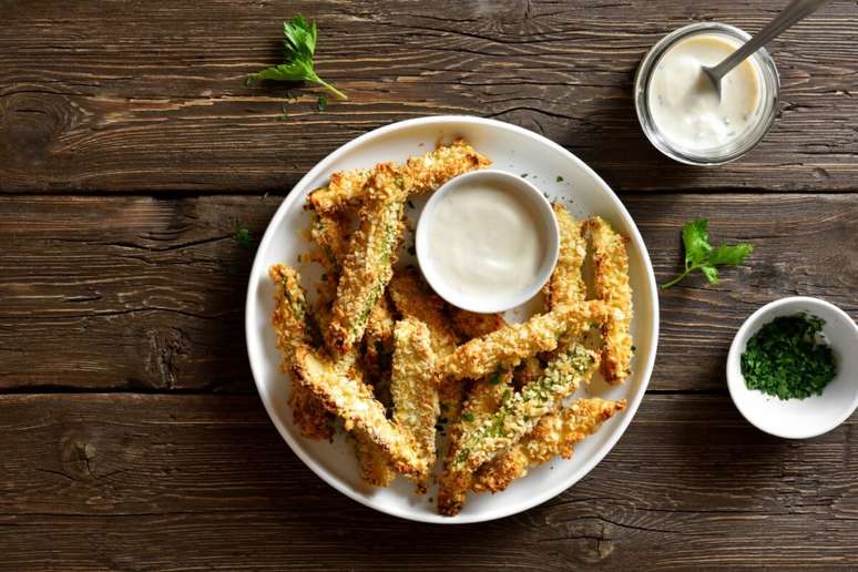 Palitinho de abobrinha empanada 