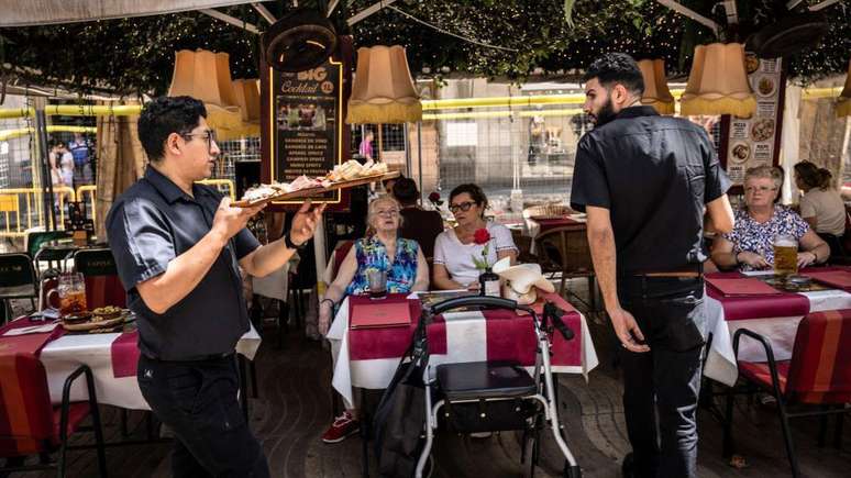 A Espanha tem mais de 9 milh&otilde;es de migrantes em situa&ccedil;&atilde;o regular