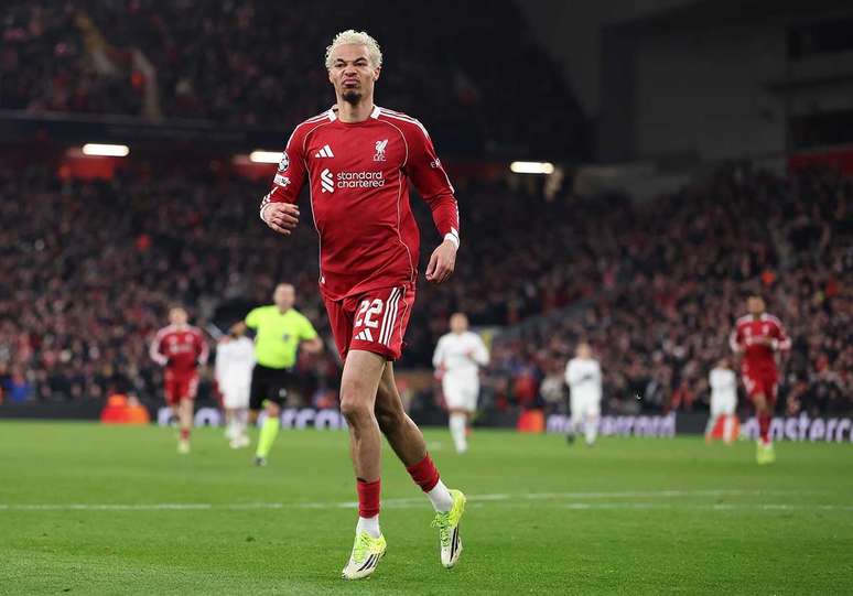 Hugo Ekitike deixou o seu na goleada do Liverpool &ndash;