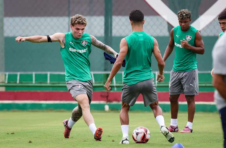 N&aacute;utico tem interesse na contrata&ccedil;&atilde;o de L&eacute;o Jance &ndash;