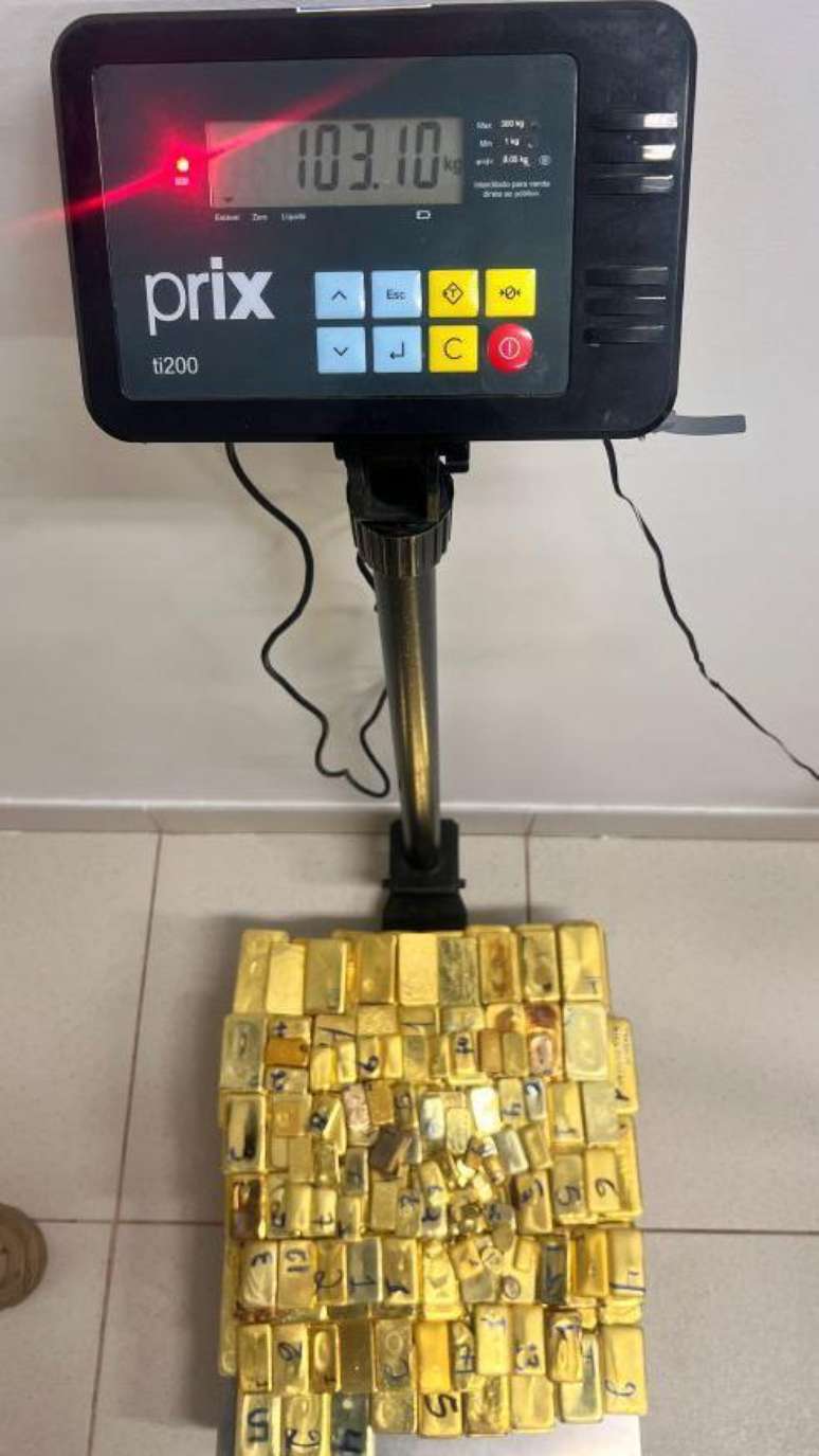 Balan&ccedil;a registra quantidade de ouro apreendida pela PRF em uma opera&ccedil;&atilde;o em Roraima