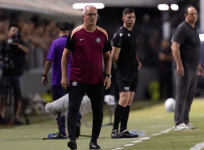 Dorival solicitou a contrata&ccedil;&atilde;o de Alisson &ndash;