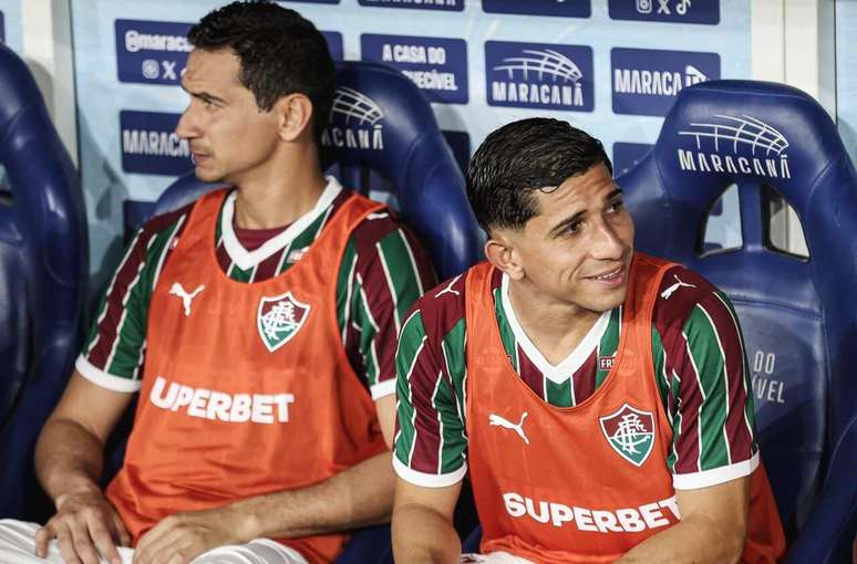 Savarino saiu do banco para atuar por 11 minutos pelo Fluminense &ndash;