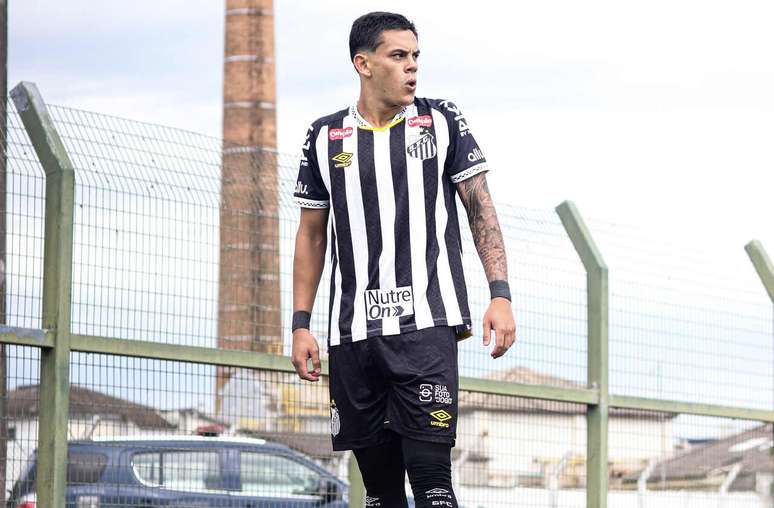 Santos negocia a venda de JP Chermont para o Ajax &ndash;