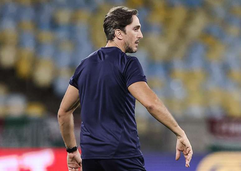 Zuba est&aacute; de volta com seu estilo en&eacute;rgico de comandar o time &ndash;