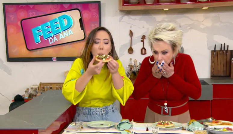 Ju Massaoka e Ana Maria