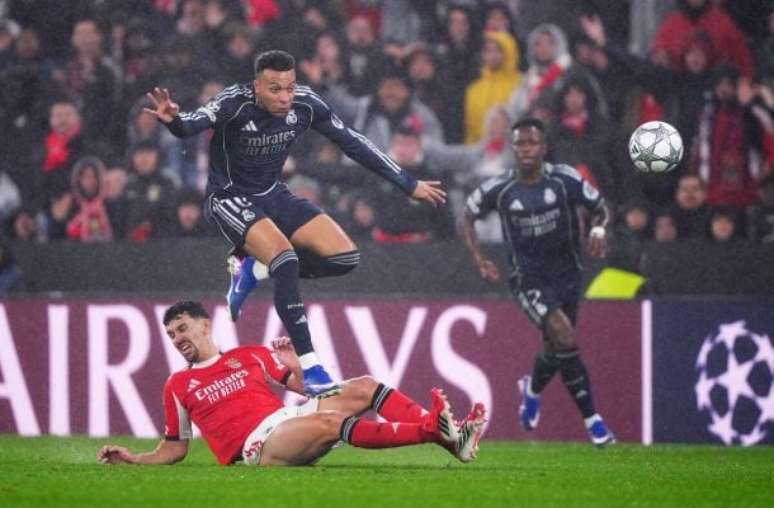 Jose Manuel Alvarez Rey/Getty Images - Legenda: Benfica e Real Madrid voltam a se enfrentar nos playoffs da Champions