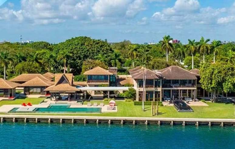 Mans&atilde;o que seria de Vorcaro em Miami, segundo reportagens publicadas &agrave; &eacute;poca da pris&atilde;o do banqueiro, em novembro. Ele nega e diz apenas locar im&oacute;vel na cidade