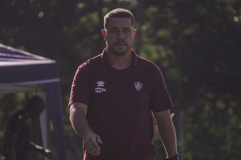 Felipe Canavan ganha refor&ccedil;o para o sub-20 do Fluminense &ndash;