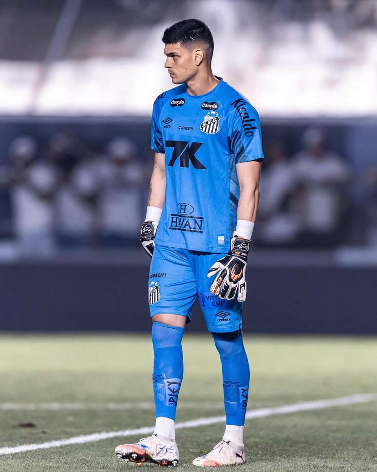 Gabriel Braz&atilde;o, goleiro do Santos 